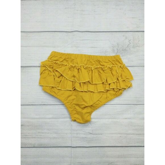 18m Ricrac & Ruffles Ruffled Gold Bloomer - Picture 3 of 5